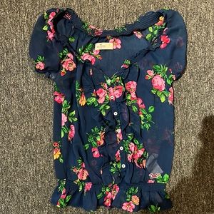 Sheer blue floral XS Hollister Top